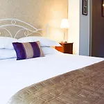 Maison Deux לינה וארוחת בוקר 3*