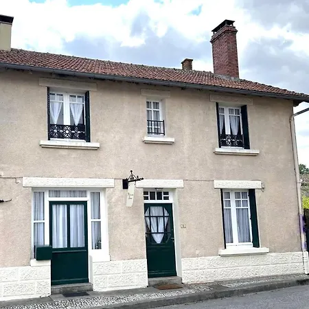 לינה וארוחת בוקר Maison Deux Abzac (Charente)